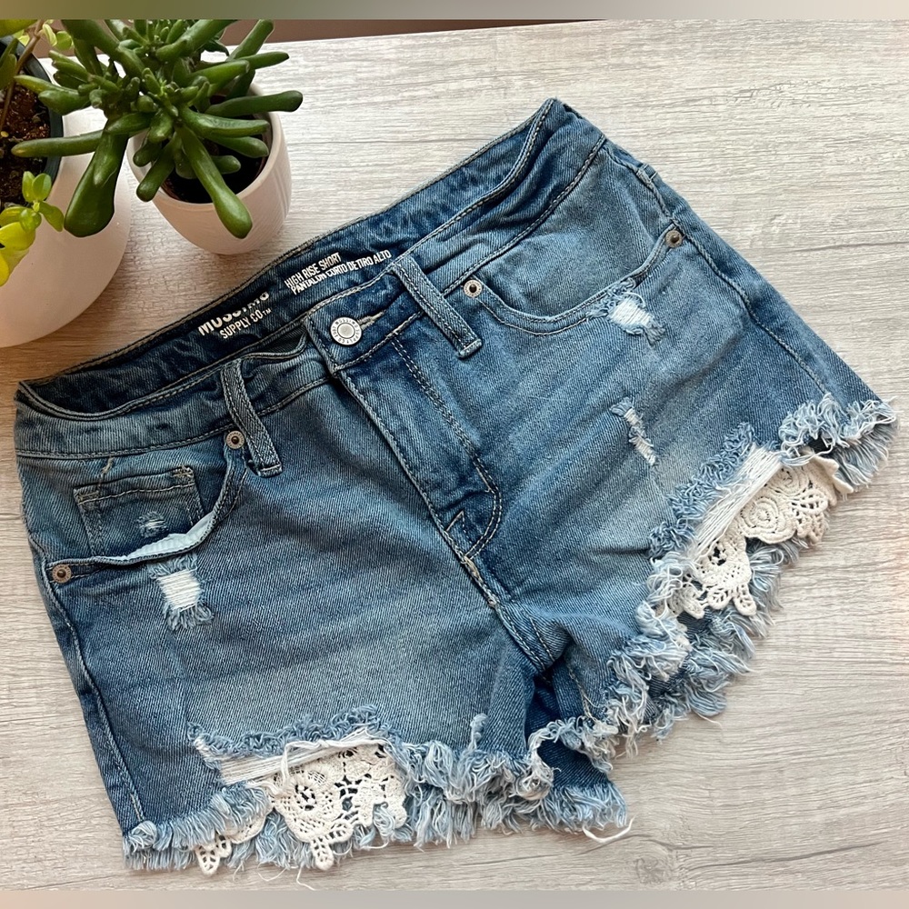 Mossimo Lace Pocket Jean Shorts